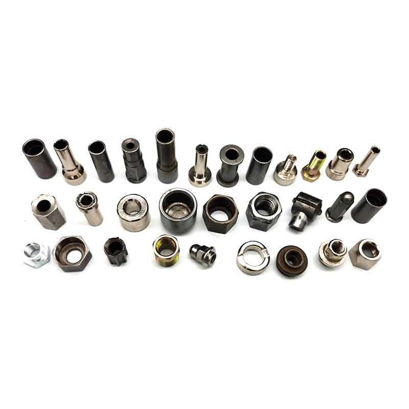 ສິ່ງທີ່ເຮັດໃຫ້ fasteners ທີ່ເຢັນແລະຮ້ອນຮ້ອນແລະຮ້ອນທີ່ສໍາຄັນໃນການສະຫມັກອຸດສາຫະກໍາ?